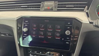 VOLKSWAGEN PASSAT 1.4 TSI 13kWh GTE Saloon 4dr Petrol Plug-in Hybrid DSG Euro 6 (s