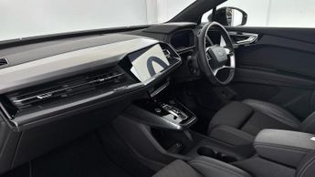AUDI Q4 E-TRON 40 S line SUV 5dr Electric Auto 82kWh (204 ps)