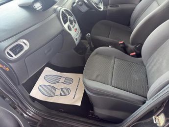 RENAULT GRAND MODUS 1.6 Dynamique 5dr Auto