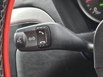 FORD GALAXY 2.0 TDCi Zetec MPV 5dr Diesel Powershift Euro 5 (140 ps)