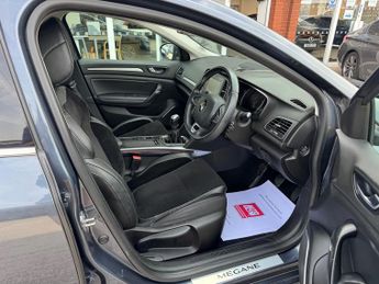 RENAULT MEGANE 1.5 dCi Dynamique Nav 5dr ++ 20 TAX / 76 MPG / ULEZ / DAB / BLUE