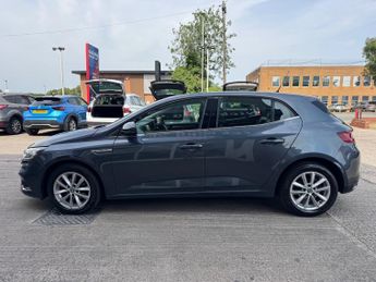 RENAULT MEGANE 1.5 dCi Dynamique Nav 5dr ++ 20 TAX / 76 MPG / ULEZ / DAB / BLUE