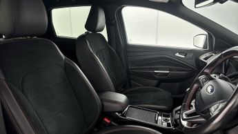 FORD KUGA 1.5T EcoBoost ST-Line SUV 5dr Petrol Auto Euro 6 (s/s) (150 ps)
