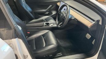 TESLA MODEL 3 Performance AWD 4dr [Performance Upgrade] Auto
