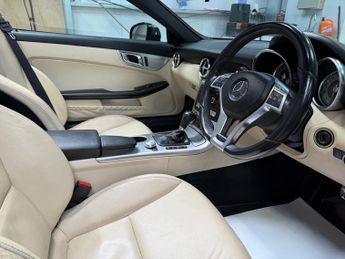 MERCEDES-BENZ SLK SLK 200 BlueEFFICIENCY Edition 125 2dr Tip Auto