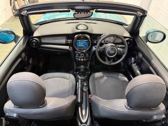MINI CONVERTIBLE 1.5 Cooper Classic II 2dr Auto