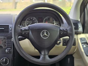 MERCEDES-BENZ A-CLASS 2.0 A160 CDI Classic SE Hatchback 5dr Diesel CVT (142 g/km 82 bh