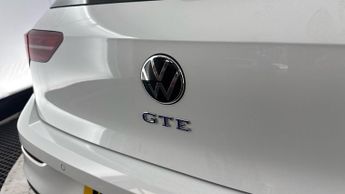VOLKSWAGEN GOLF 1.4 TSI 13kWh GTE Hatchback 5dr Petrol Plug-in Hybrid DSG Euro 6