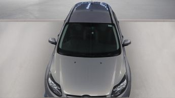 FORD FOCUS 1.6 Zetec 5dr