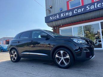 PEUGEOT 3008 1.2 PureTech Allure 5dr Auto ++ PANROOF / NAV / CARPLAY / WET BE