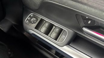 MERCEDES-BENZ EQB EQB 350 66.5kWh AMG Line SUV 5dr Electric Auto 4MATIC (292 ps)
