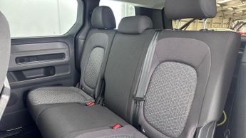 VOLKSWAGEN ID.BUZZ Pro 77kWh Life MPV 5dr Electric Auto (204 ps)