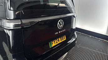 VOLKSWAGEN ID.BUZZ Pro 77kWh Life MPV 5dr Electric Auto (204 ps)