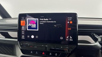 VOLKSWAGEN ID.BUZZ Pro 77kWh Life MPV 5dr Electric Auto (204 ps)