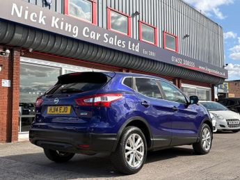 NISSAN QASHQAI 1.5 dCi Acenta Premium 5dr ++ PANROOF / NAV / CAMERA / 20 TAX / 