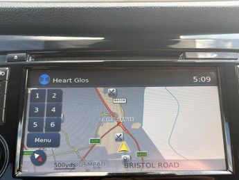 NISSAN QASHQAI 1.5 dCi Acenta Premium 5dr ++ PANROOF / NAV / CAMERA / 20 TAX / 