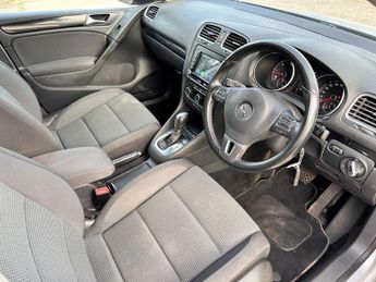VOLKSWAGEN GOLF 2.0 TDi 140 Match 5dr DSG