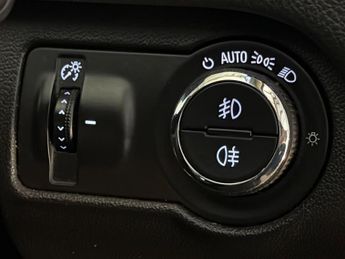 VAUXHALL INSIGNIA 2.0 CDTi Bi-Turbo [195] 4X4 Nav 5dr Auto