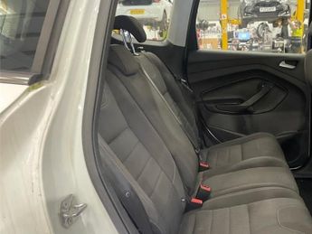 FORD KUGA 2.0 TDCi 150 Zetec 5dr ++ ULEZ / 60 MPG / DAB / BLUETOOTH ++