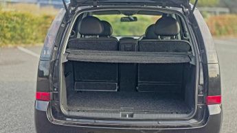 VAUXHALL MERIVA 1.6i 16V Club 5dr Easytronic