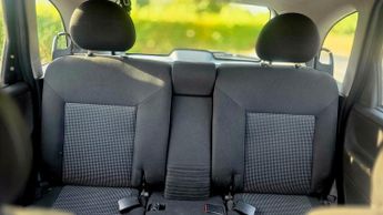 VAUXHALL MERIVA 1.6i 16V Club 5dr Easytronic