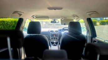 FORD FOCUS 1.8 TDCi Titanium 5dr