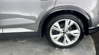 AUDI Q4 E-TRON 150kW 40 82kWh S Line 5dr Auto
