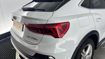 AUDI Q3 45 TFSI e S Line 5dr S Tronic