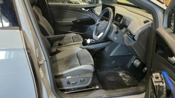 VOLKSWAGEN ID.5 Pro 77kWh Tech SUV 5dr Electric Auto (174 ps)