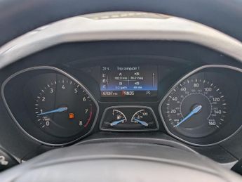 FORD FOCUS 1.0 EcoBoost 125 Zetec Edition 5dr Auto