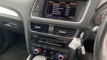 AUDI Q5 2.0 TDI Quattro S Line Plus 5dr S Tronic ++ TECH PACK / NAV / LE