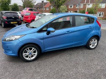 FORD FIESTA 1.4 Style + 5dr Auto