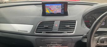 AUDI Q3 2.0 TDI 184 Quattro S Line Plus 5dr S Tronic TECH PACK / NAV / 8