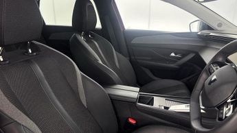 PEUGEOT 308 SW 1.2 PureTech Allure Premium Estate 5dr Petrol EAT Euro 6 (s/s) (