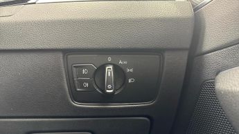 VOLKSWAGEN PASSAT 2.0 TDI EVO SCR R-Line 5dr DSG