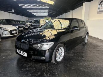 BMW 1 SERIES 118d SE 5dr Step Auto