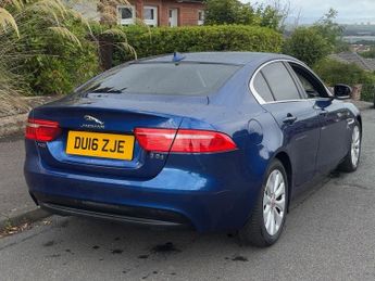 JAGUAR XE 2.0d Prestige 4dr Auto