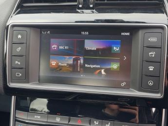 JAGUAR XE 2.0d Prestige 4dr Auto