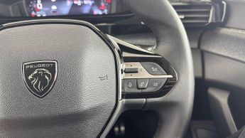 PEUGEOT 308 1.2 PureTech Allure Premium 5dr EAT8