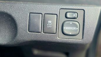 TOYOTA VERSO 1.33 Dual VVT-i T Spirit 5dr
