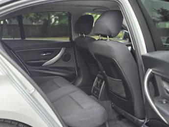 BMW 3 SERIES 320d BluePerform EfficientDynamics 4dr Step Auto