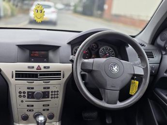 VAUXHALL ASTRA 1.8i VVT Life 5dr Auto [AC]