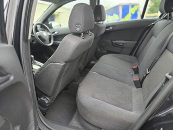 VAUXHALL ASTRA 1.8i VVT Life 5dr Auto [AC]