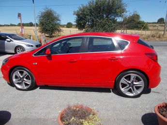 VAUXHALL ASTRA 1.4T 16V Limited Edition 5dr [Leather]