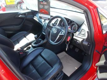 VAUXHALL ASTRA 1.4T 16V Limited Edition 5dr [Leather]
