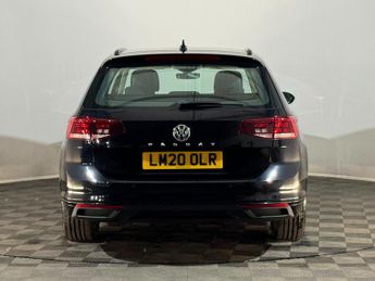 VOLKSWAGEN PASSAT 1.6 TDI SE 5dr DSG