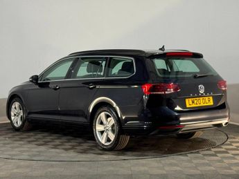VOLKSWAGEN PASSAT 1.6 TDI SE 5dr DSG