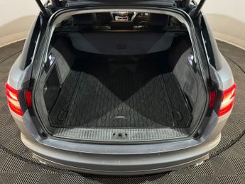 JAGUAR XF 3.0d V6 S Portfolio 5dr Auto