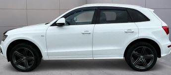 AUDI Q5 2.0 TDI Quattro S Line 5dr S Tronic