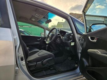 HONDA JAZZ Hybrid Fresh Import warrented mileage ULEZ